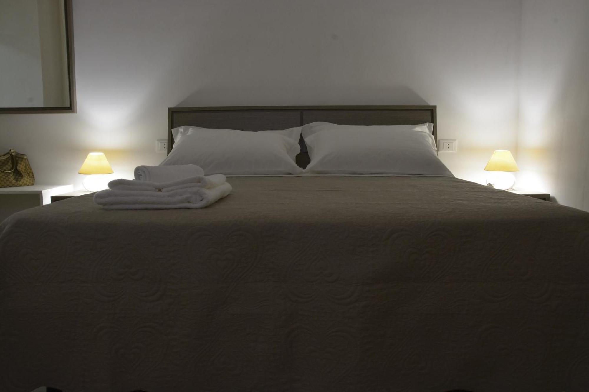 Baia Dell'Orso Bed & Breakfast Torre dell'Orso Dış mekan fotoğraf